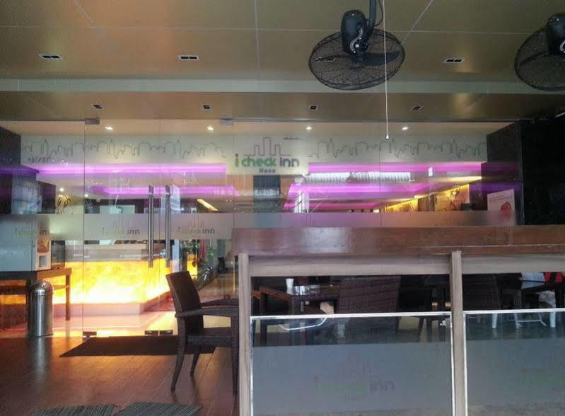 iCheck inn Nana Bangkok Exterior foto